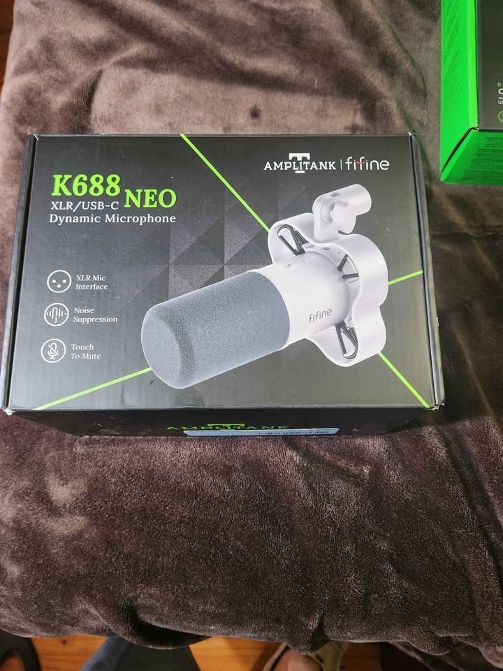 Fifine K688 NEO AMPLITANK Dynamic Microphone XLR & USB-C Studio Recording