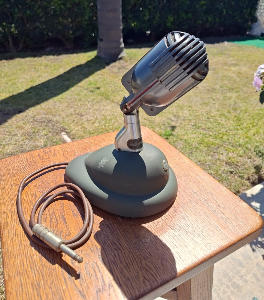 Rare Early Shure 508C Stratoliner Dynamic Microphone Original Stand – Serial 111
