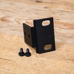 DBX Single Rack Ear for 163x/263x/363x/463x/563x Mount Bracket U284674