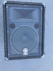 YAMAHA BR12 Speaker System Made – Indonesia Tested, Good, MODERATE cosmetic wear