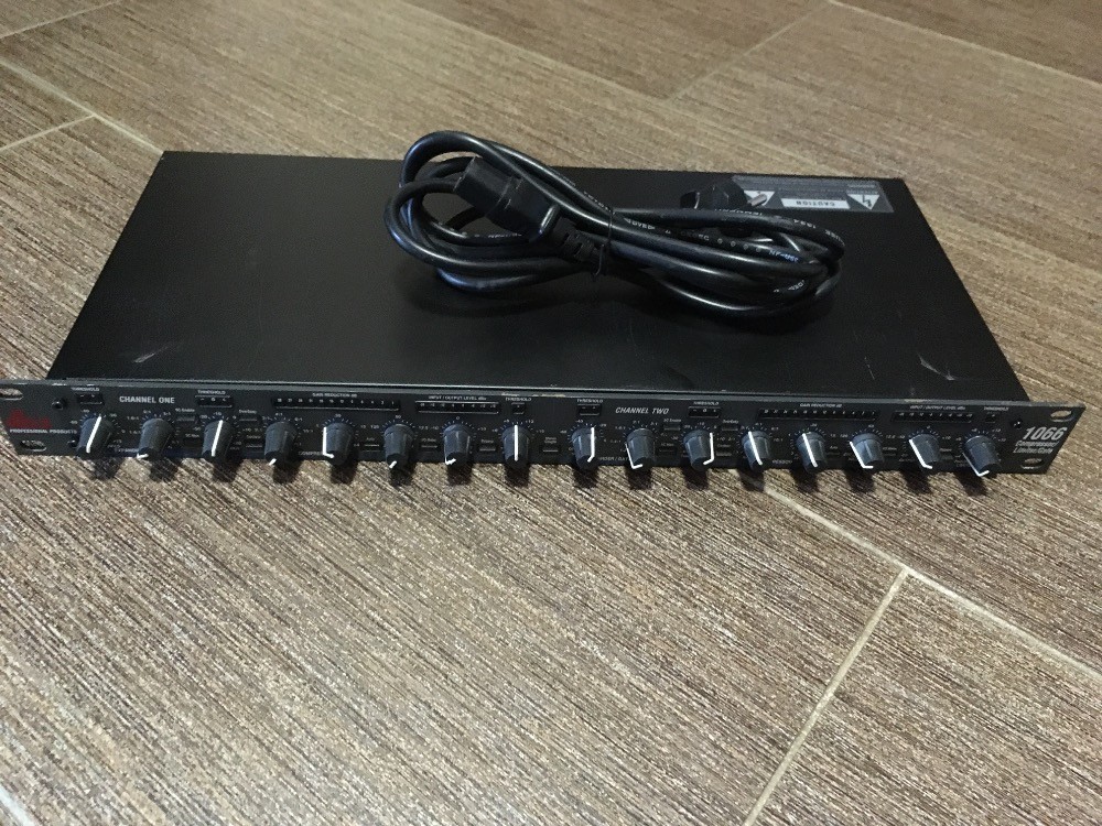 dbx 1066