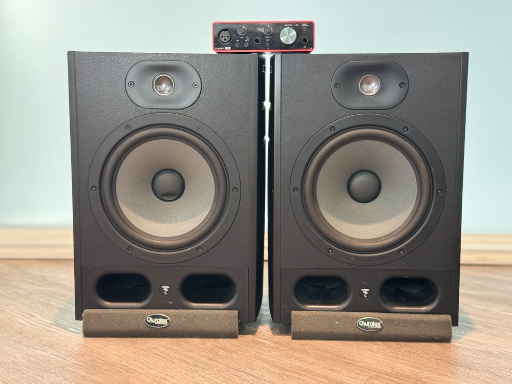 Focal Alpha 80 Evo Active 8″ Studio Monitor (Pair) + Focusrite Scarlett Solo
