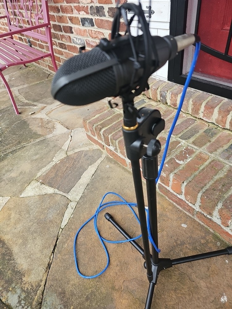 USB Condenser Microphone w/ Shock Mount, Stand & XLR Cable – Podcast/Recording