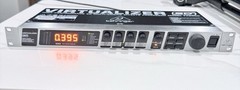 Behringer VIRTUALIZER 3D FX2000 Rack-Mount Multi-Effects Processor, 2 Channels