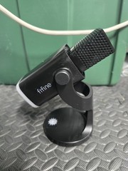 FIFINE K688 USB/XLR Dynamic Microphone w/ Desk Stand (Used, Works Great)