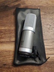 MXL V250 Professional Condenser Microphone XLR Wired