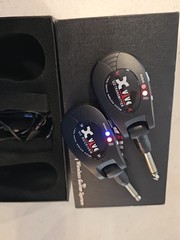 XVIVE U2 Guitar Wireless System with Transmitter and Receiver