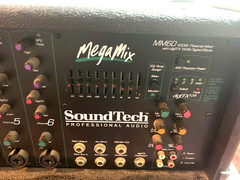 SoundTech Professional Audio – MegaMix 450W Powered Mixer Head – MM6D -6 Channel