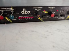 dbx 166 Audio Effects Processor