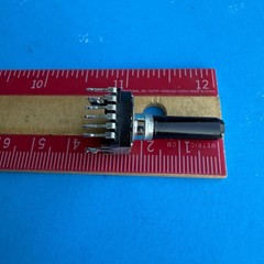 [FRS] YAMAHA MG10/2 Mixer Part: D-Shaft 6-Pin Potentiometer A20K A203 [2PCS]