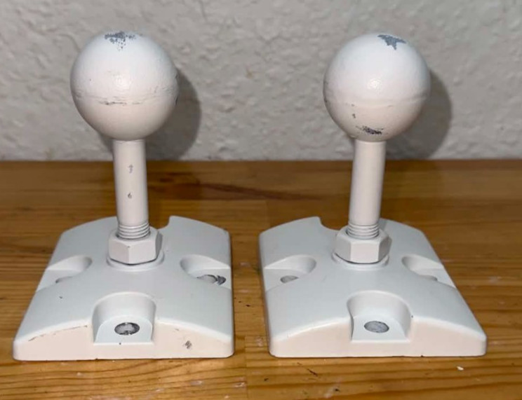 Pair Of JBL 179-00002-00 179-00002-01 Ball Mounts for Control 25 and 28 Speakers