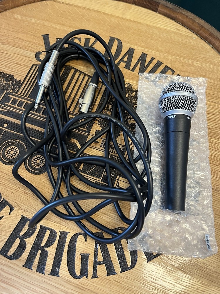 Pyle Professional Dynamic Microphone, Unidirectional Handheld Mic PDMIC59