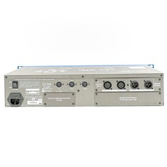Samson D2500 Stereo Digital Graphic Equalizer 31-Band EQ Processor