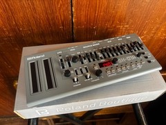 Roland SH-01A Boutique Series Synthesizer with Sequencer w/ box
