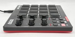 Akai Professional MPD218 USB MIDI Pad Controller 16 MPC Drum Pads Used