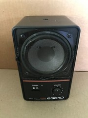 Fostex 6301D Personal Desktop Monitor An in-built 10 watt amplifier