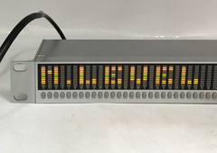 ALESIS DEQ830 Digital Graphic Equalizer 8 Channel 1U 1 3 Octave EQ Tested