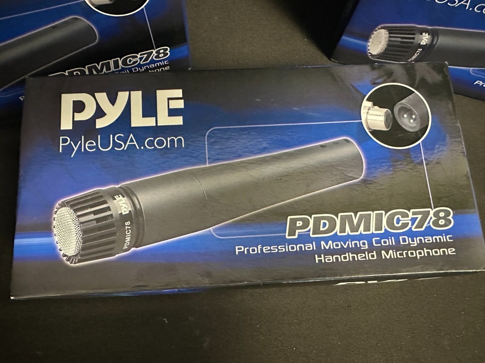 Pyle PDMIC78 Professional Moving Coil Dynamic Handheld Microphone