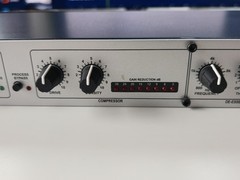 DBX 286s Microphone Preamp Channel Strip Compressor Dynamics Processor
