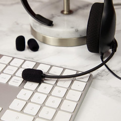 Juvale Headset Microphone Foam Windscreens – Noise Reduction Microphone Windscre