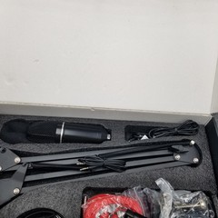 Hayner-Seek HS-AP203-2 Black Podcast Equipment Bundle For 2