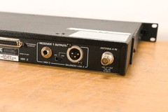 Shure U4D-J4 Dual Wireless Receiver with U2/BETA87A Handheld – J4 Band CG01YHF