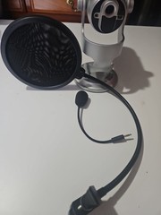 Blue Yeti Microphone – Silver.