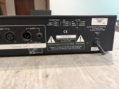 ART PRO VLA PROFESSIONAL TWO CHANNEL VACTROL/TUBE LEVELING AMPLIFIER