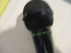 Uni-Directional – Hand Held Corded Dynamic Microphone – Karaoke