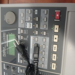 Roland VS-880 Digital Studio Workstation with Manual and Power Cord