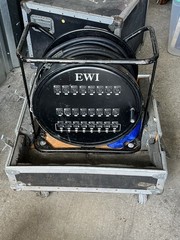 EWI 16 x 12 150ft FOH Snake in HARD Case On Wheels. Mint Condition!!!!