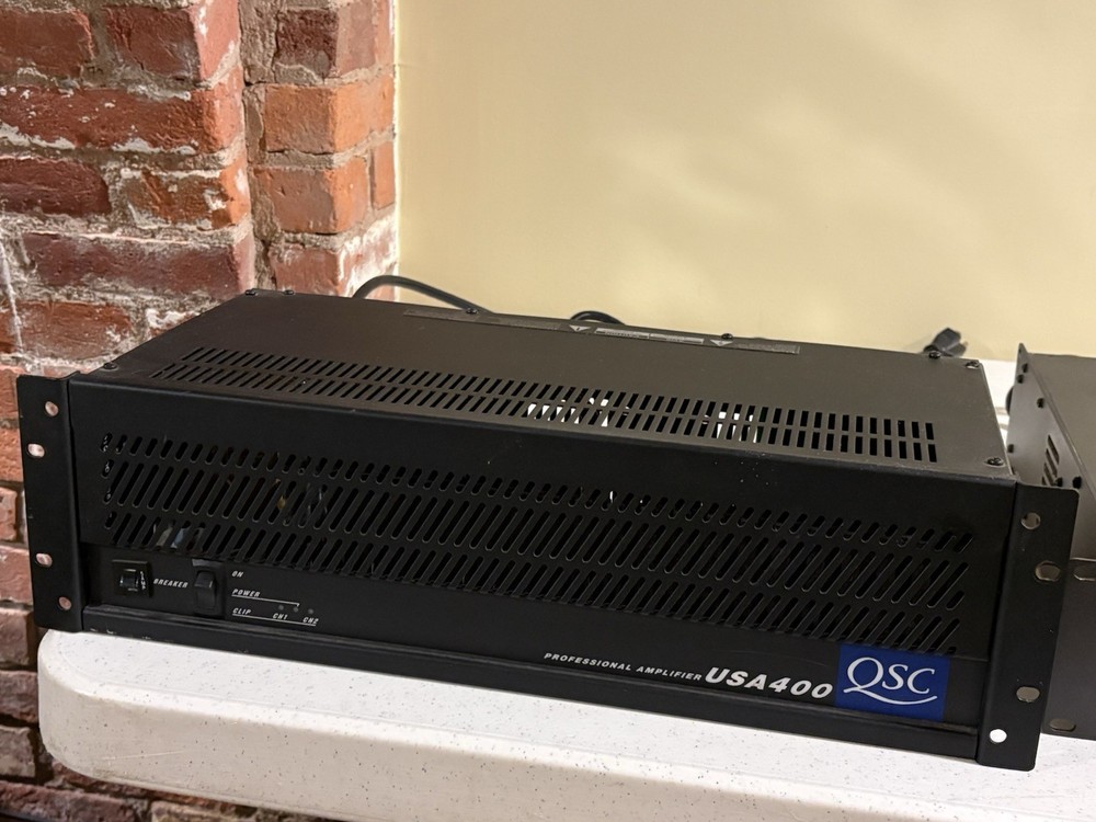 QSC Professional Amplifier USA400 – 2 Channel | REC206
