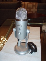 BLUE YETI usb mic silver wired Microphone