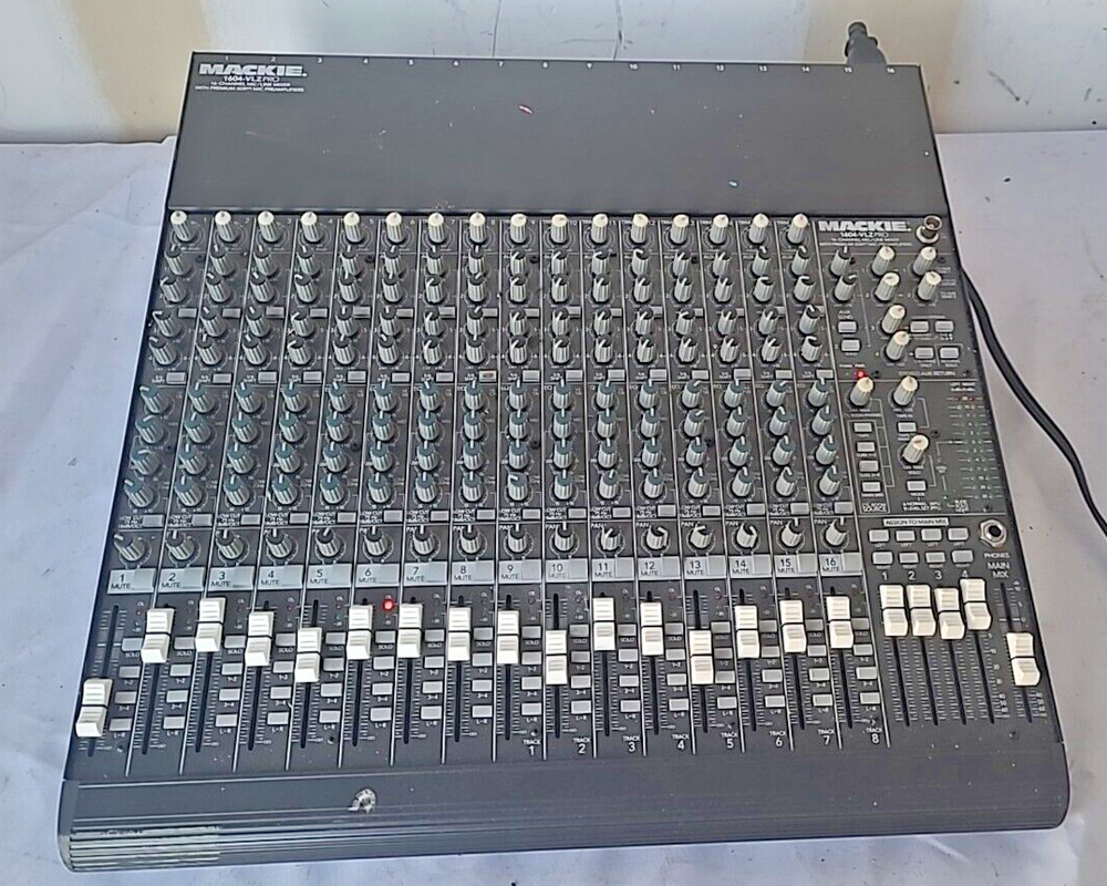 Mackie 1604-VLZ PRO 16 Channel Analog Mixer Completelytested(See Description)