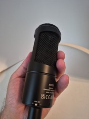 audio-technica at2035 – microphone