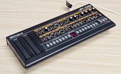 Roland JP-08 Boutique Digital Synthesizer Sound Module With Custom Made Stand