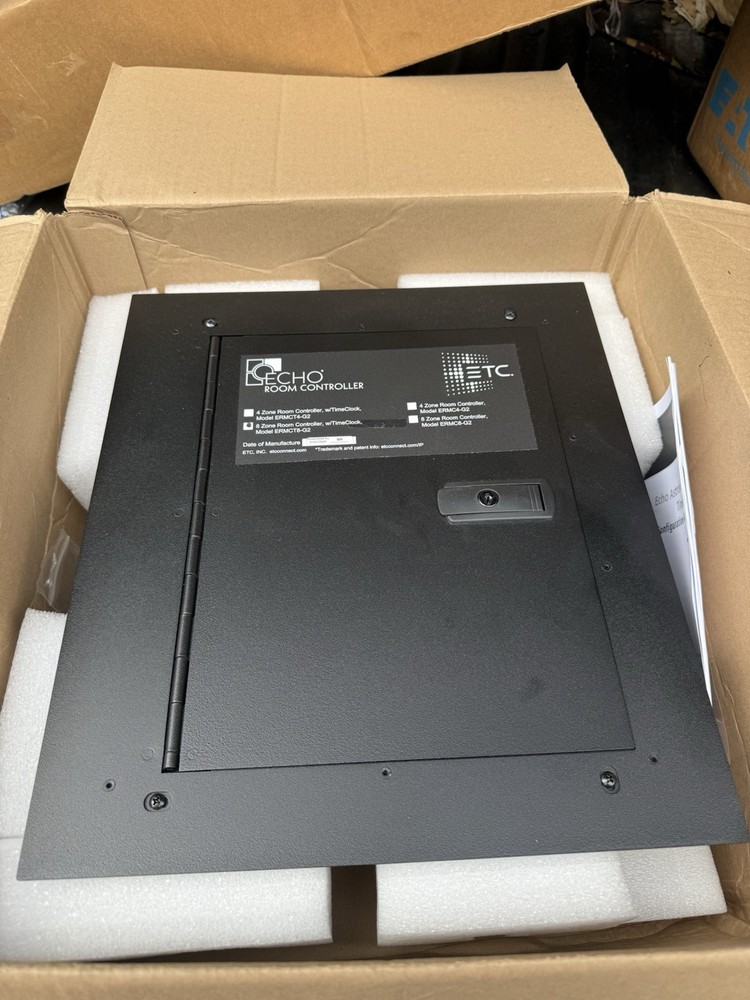 ETC Echo Room Controller ERMC8-TC-G2-F Rack Case 8 Zone Rackmount Steel Black