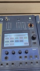 Soundcraft Si Expression 1 Digital Mixer Console w/Hard Case Attached