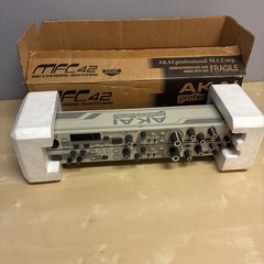Akai MFC-42 MFC42 Filter Single-Effect Processor Gray
