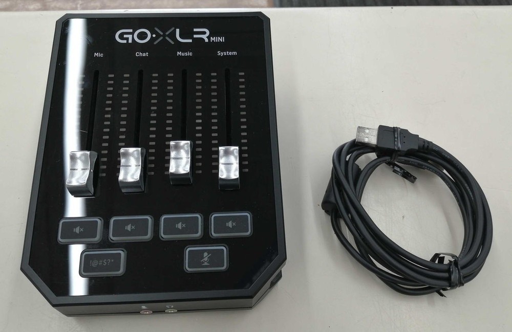 TC-HELICON GO XLR MINI – USB Streaming Audio Interface with MIDAS Preamp