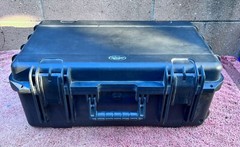 SKB Accessory Case with Pull-Up Handle & Wheels 20″x11.5″x5″ Foam Padded Interio