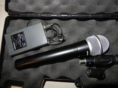 Samson Professional Q7x Dynamic Vocal Mic Microphone & Dbx ST-2 Transmitter Case