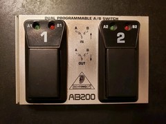 Behringer Dual A/B Switch AB200 Ultra Flexible Dual Programmable Footswitch