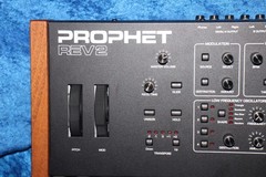 Dave Smith Instruments Prophet REV2 8 Voice Synthesizer, 5-Octave, Bi-Timbral