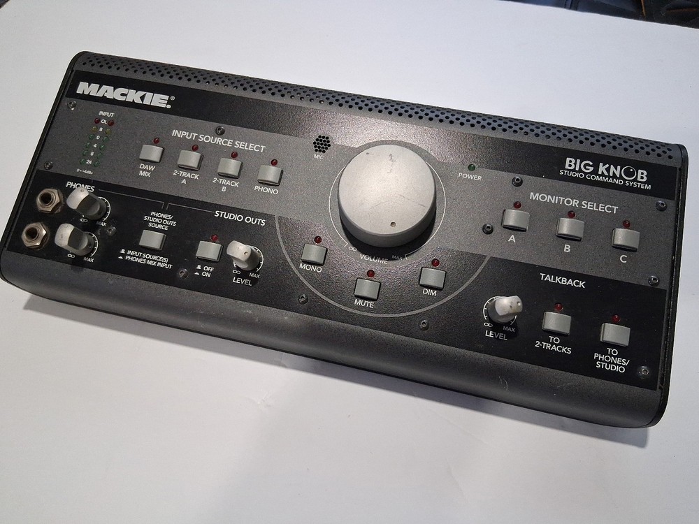 Mackie Big Knob Studio Audio Control Center NO POWER