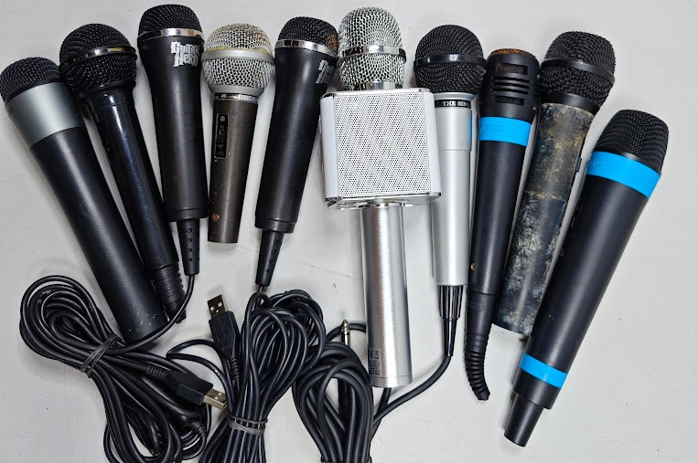 Lot of 10 Assorted Microphones – Untested, Various Models, Used