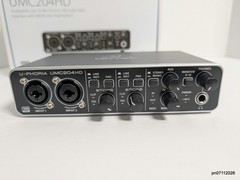 Behringer U-Phoria UMC204HD USB Audio/MIDI Interface MIDAS Preamps 24-Bit/192kHz