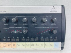 USED – Behringer POWERPLAY 16-Channel DigitaL Personal Monitoring Mixer P16-M