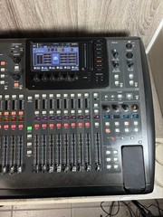 Behringer X32 Digital Mixer Console Tested Working w/ Power Cable