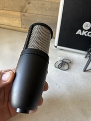 AKG P220 Condenser Microphone w/ Shockmount & Case Minty Condition!